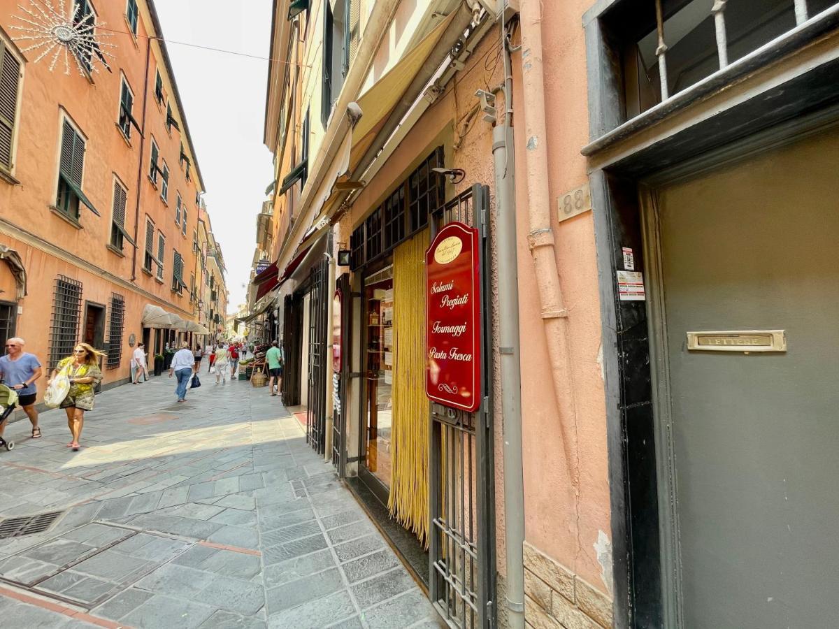 Ferienwohnung 20 Metri Dal Mare Il Fascino Del Centro Storico. Loano Exterior foto