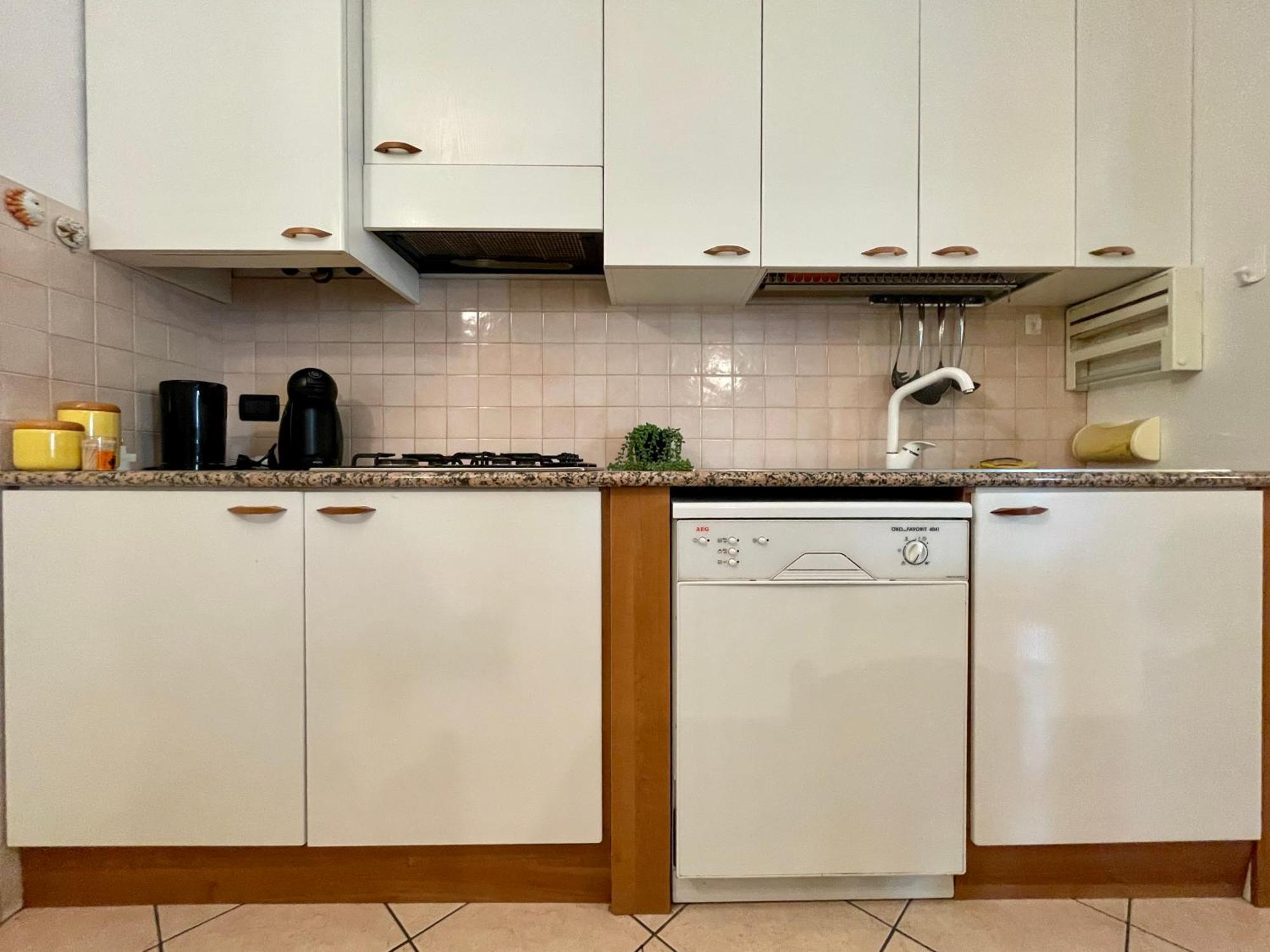 Ferienwohnung 20 Metri Dal Mare Il Fascino Del Centro Storico. Loano Exterior foto